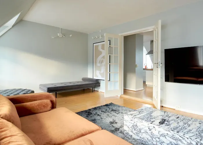 Apartment Large Modern By Meat Packing District In