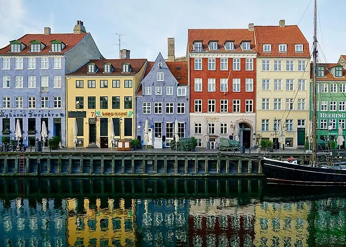 Large Modern By Meat Packing District In * Kopenhagen